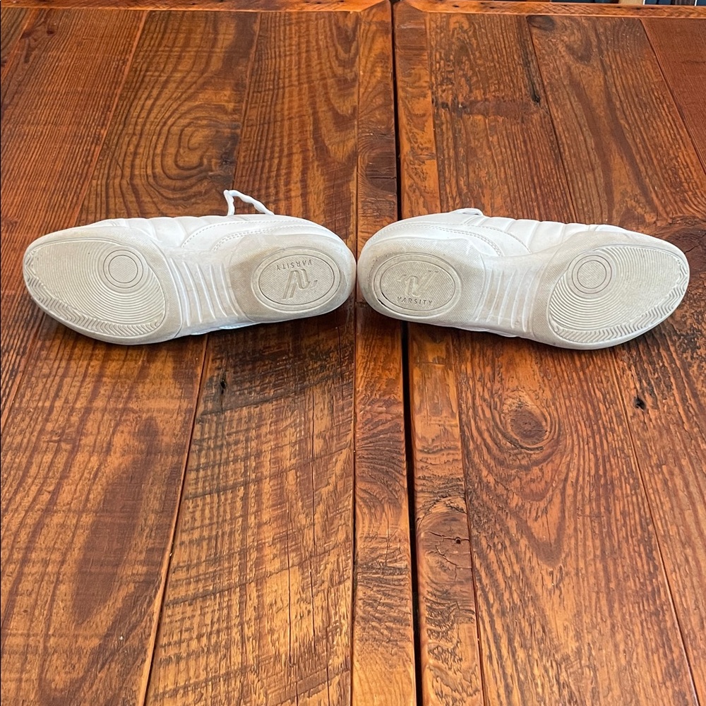 Varsity Cheerleader II shoes size 8 - Picture 4 of 5